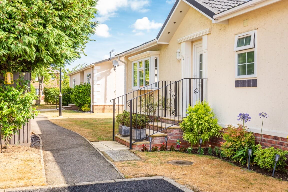 Benefits of Park Homes Why Consider Parklands?